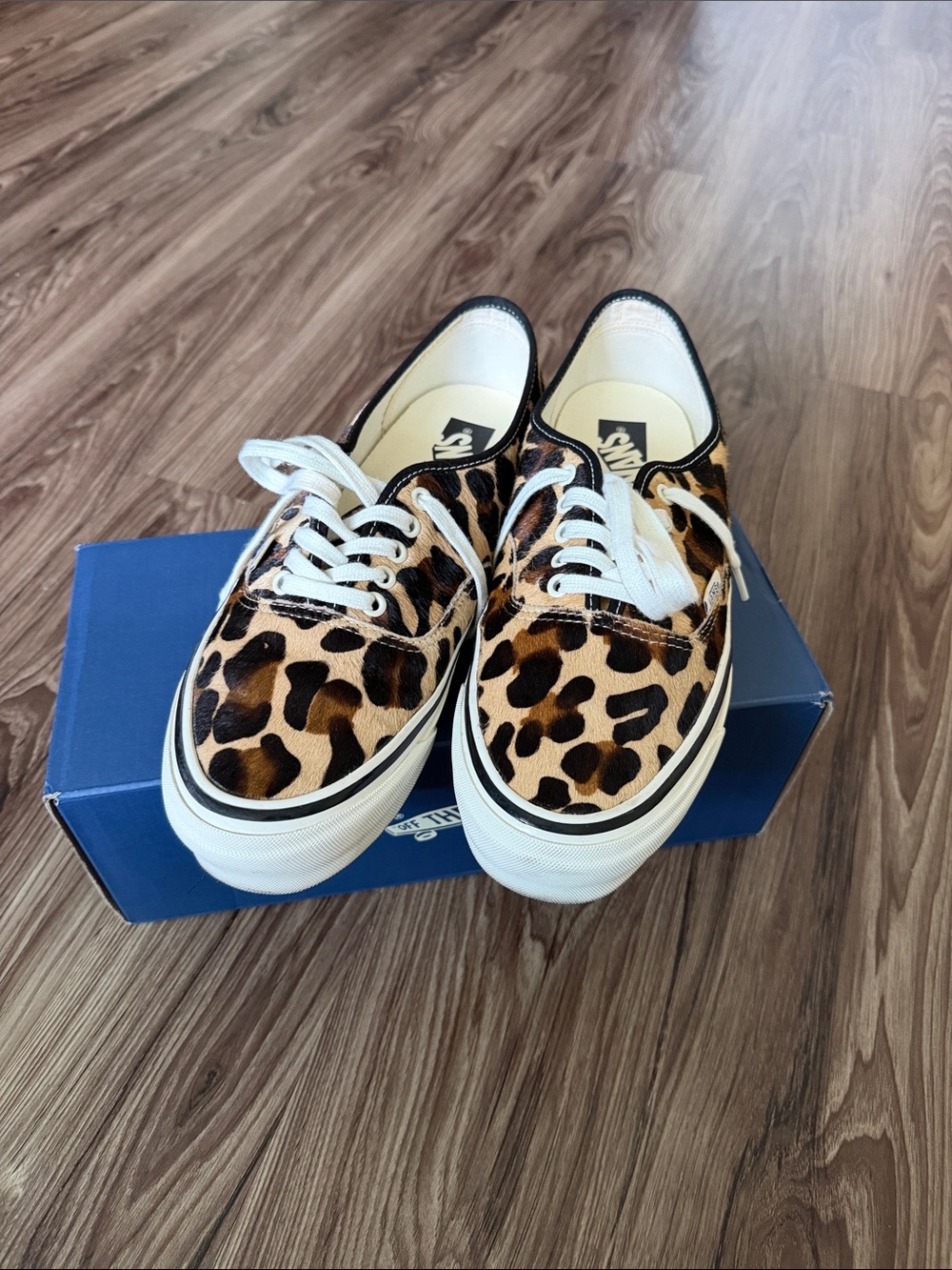 Vans Leopard Print Authentic 44 - Picture 2 of 5